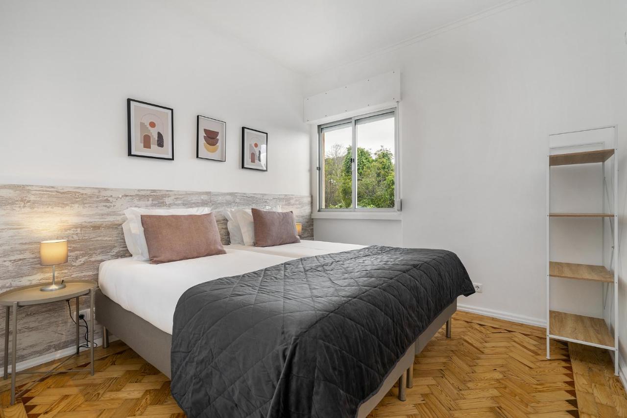 Whome Peaceful Alges Family Home Away From City Noise Lisboa Екстериор снимка