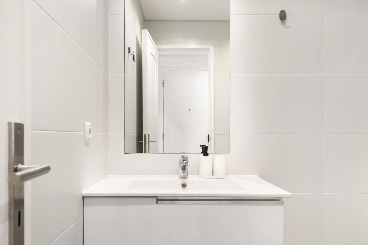 Whome Peaceful Alges Family Home Away From City Noise Lisboa Екстериор снимка